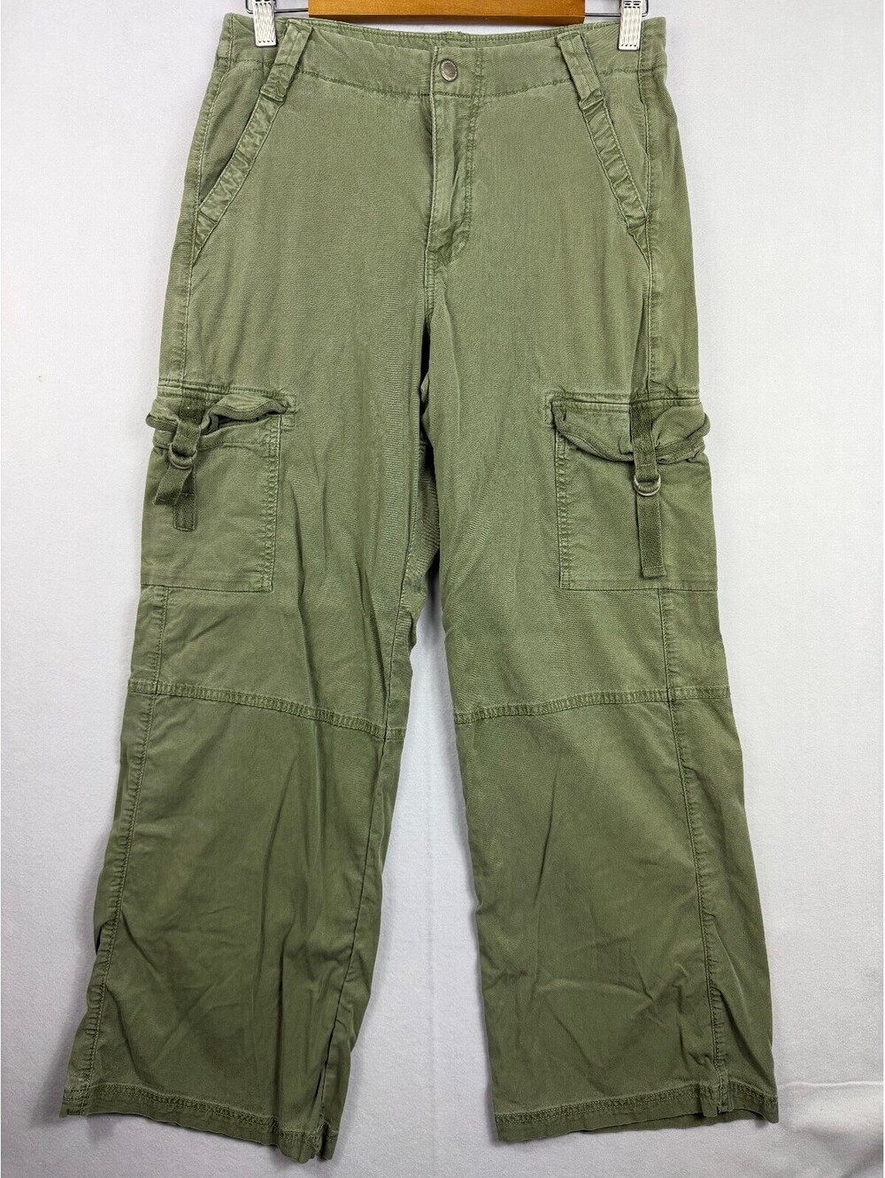 American Eagle Olive Green Cargo Pants Sz 4 Short Wide Leg Stretch Streetwear